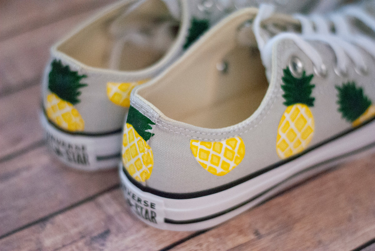 Pineapple cheap converse shoes