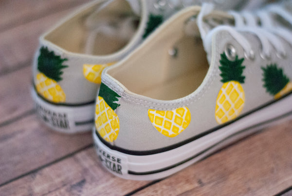 Hand Painted Pineapple Low Top Converse