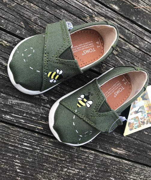 Hand Painted Bee Toms