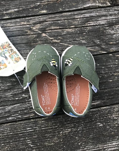 Hand Painted Bee Toms