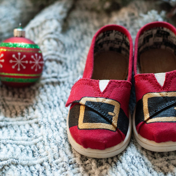 Toddler Size 6 - Santa Toms
