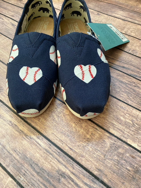 Scattered Baseball Heart Toms