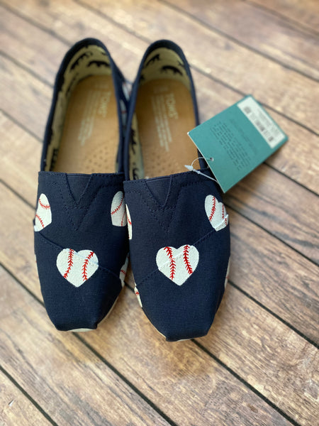Scattered Baseball Heart Toms