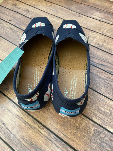 Scattered Baseball Heart Toms