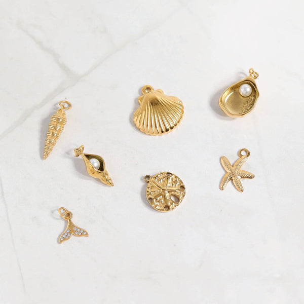 18K Gold PVD Stainless Steel Mermaid Tail Charm: Gold