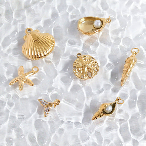 18K Gold PVD Stainless Steel Mermaid Tail Charm: Gold