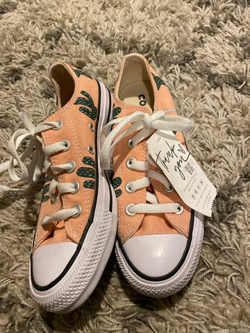 Ready To Ship | Hand Painted Cactus Low top Converse in Women's Size 5