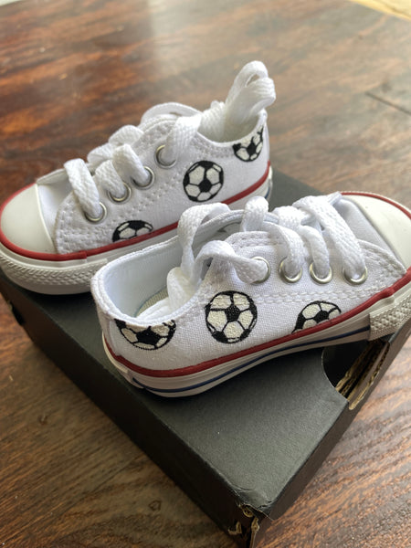 Soccer Low Top Converse