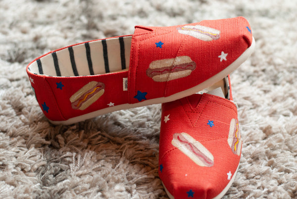 paprika toms with hotdog toms painted on with blue and white stars