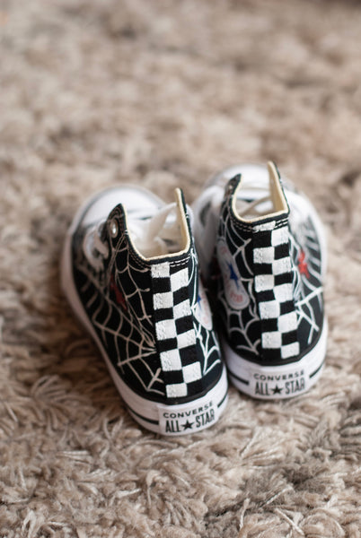 Spiderweb High Top Converse