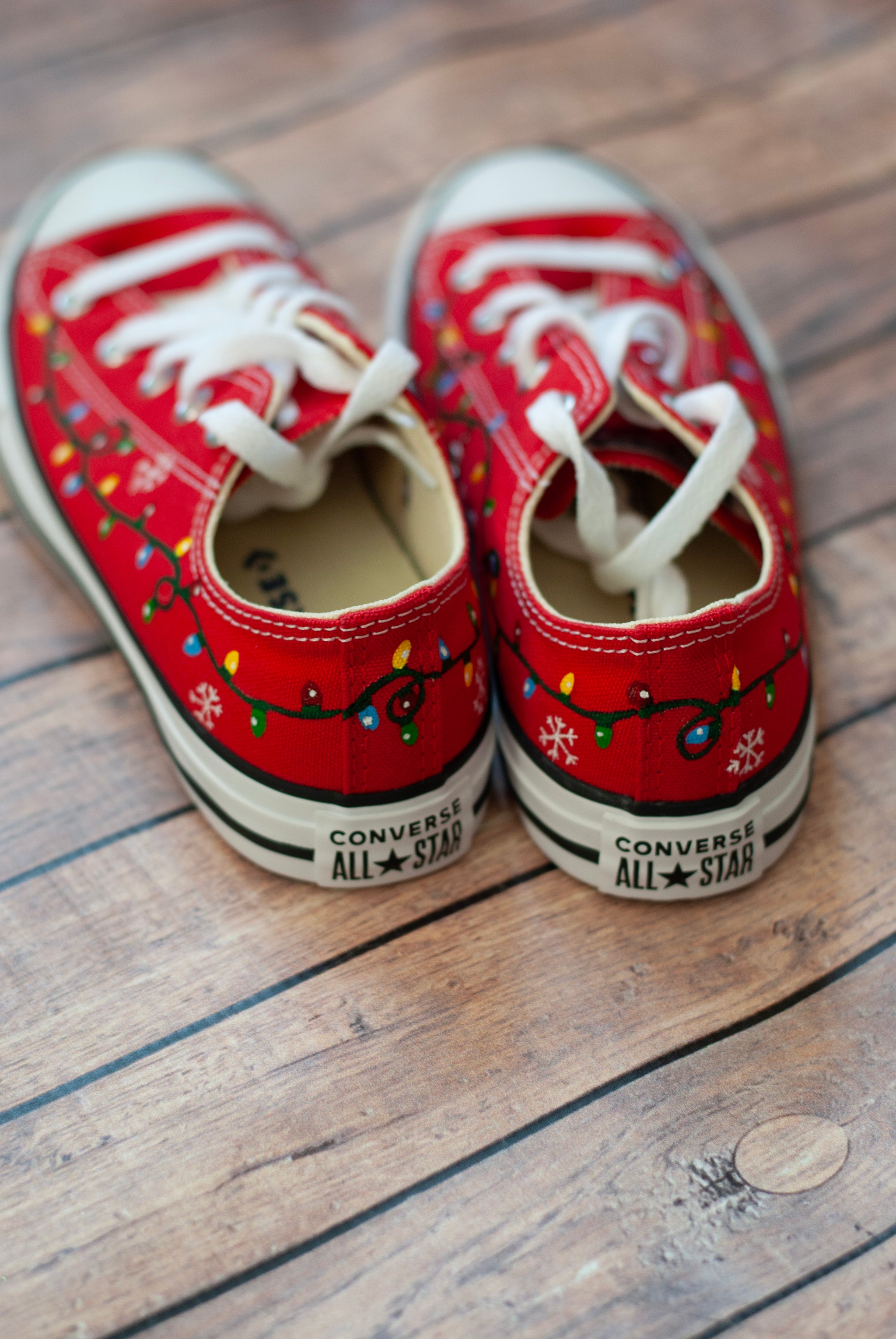 Christmas Light Low Top Converse With love Paint