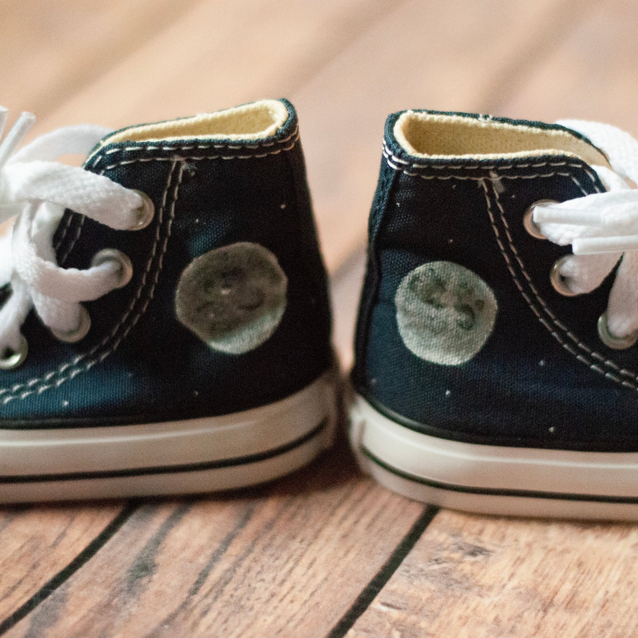 Moon High Top Converse