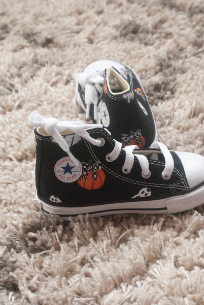 Pumpkin + Checkered Bow Halloween Converse