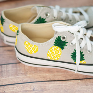 Hand Painted Pineapple Low Top Converse