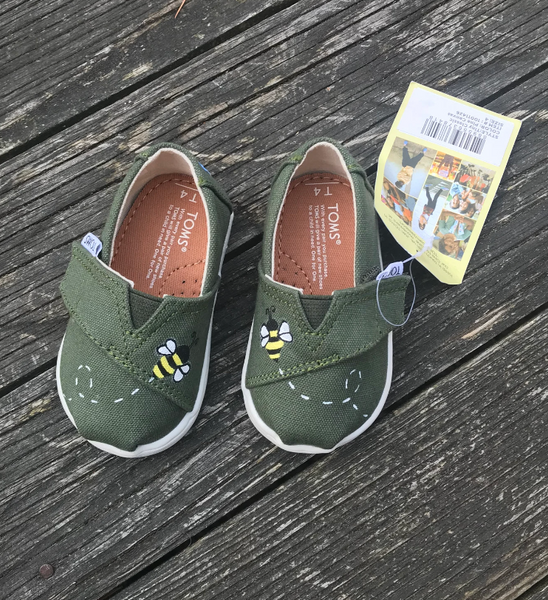 Hand Painted Bee Toms