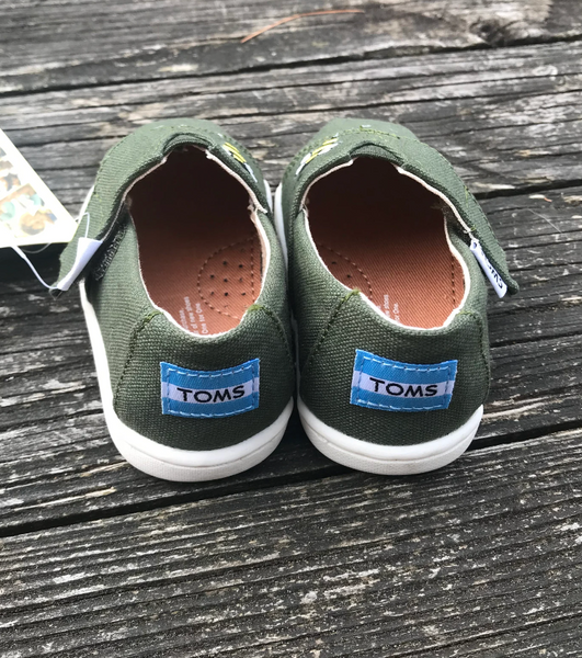 Hand Painted Bee Toms