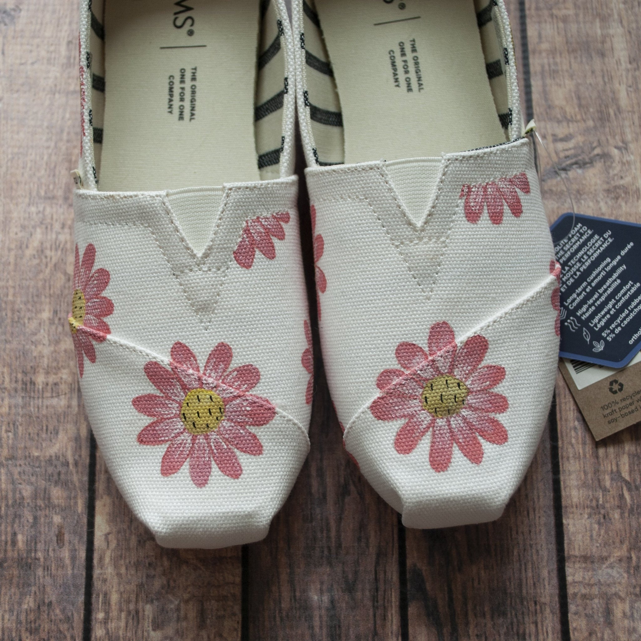 Pink Daisy Toms