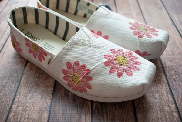 Pink Daisy Toms