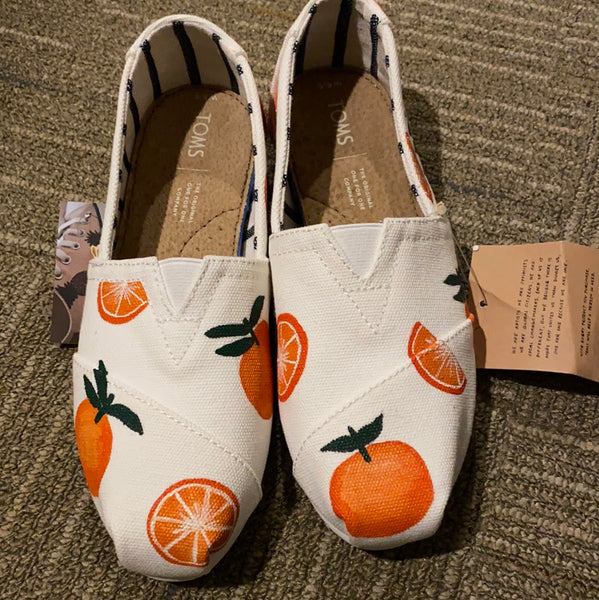 Women's - Size 6.5 - Orange Slice Toms
